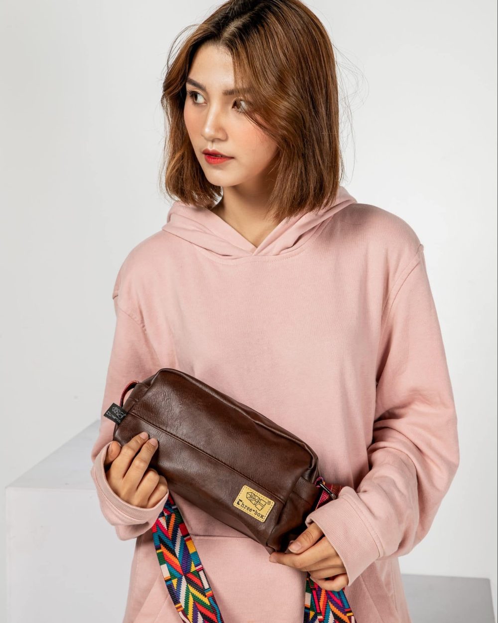 Túi đeo chéo Three-box MS5004TC