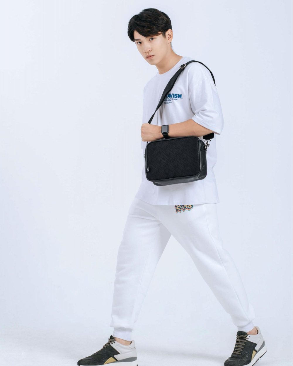 Alternative view of Túi đeo chéo hộp chữ nhật Monogram | MS6401