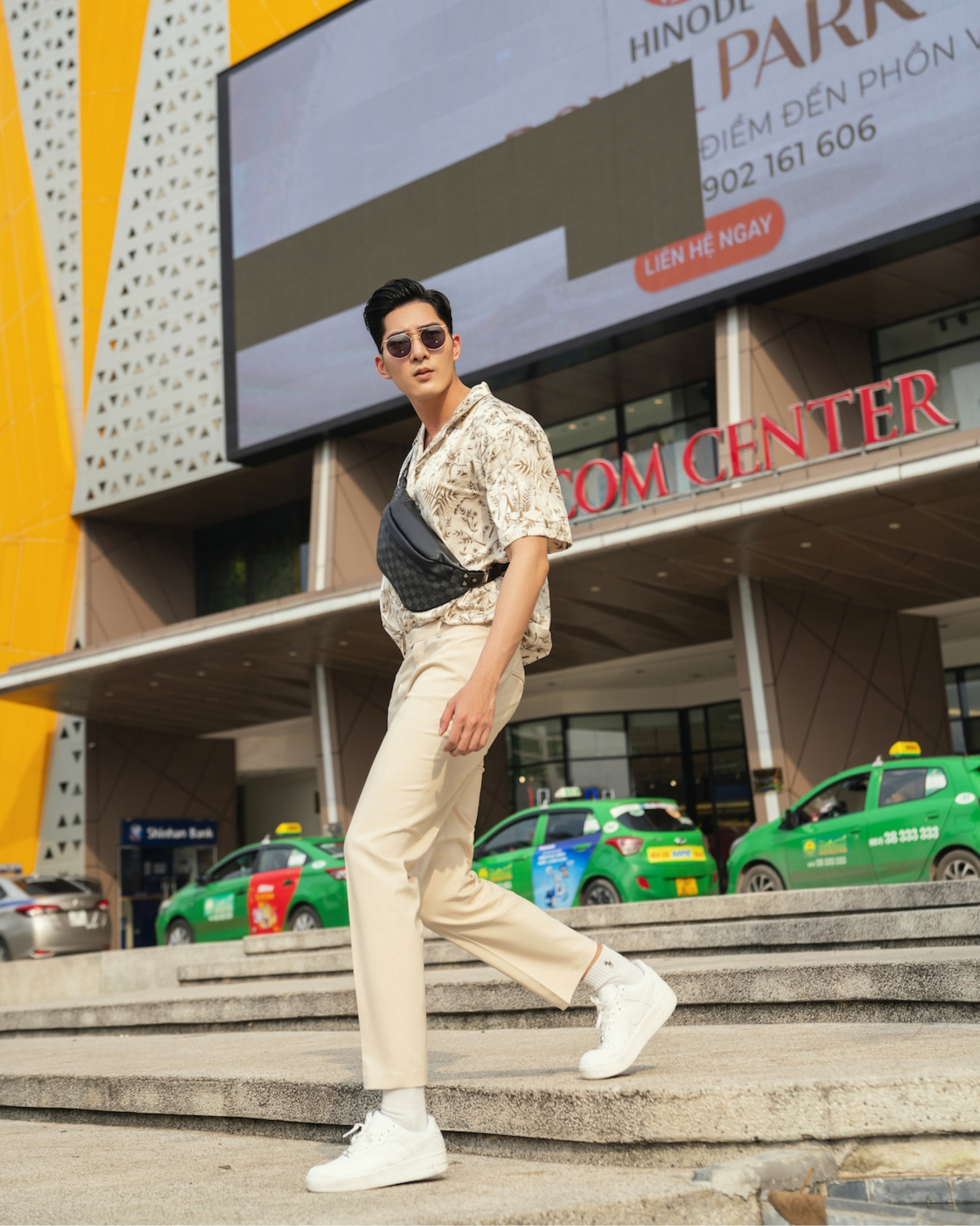 Túi bao tử đeo ngực Damier MONGA | MS1377