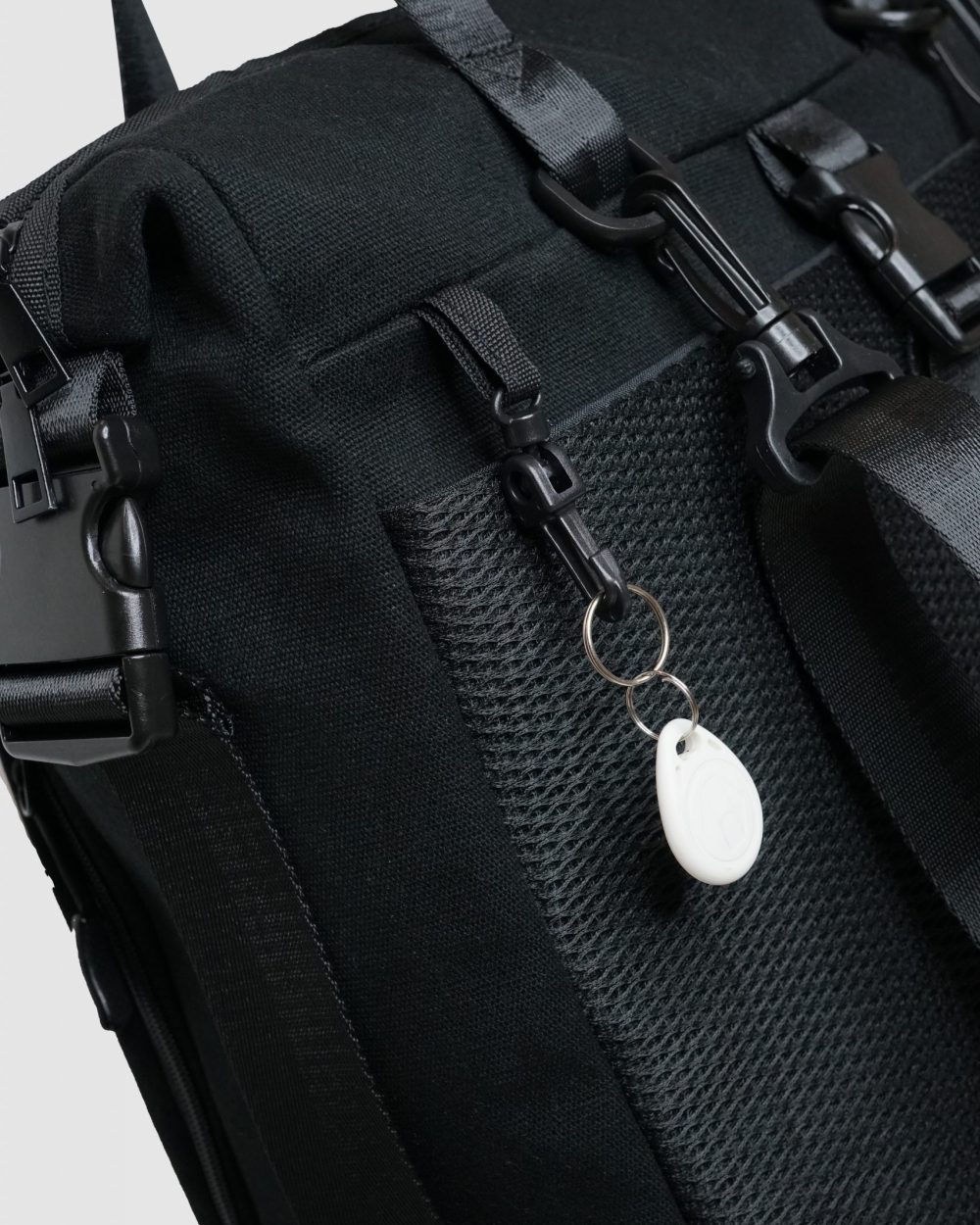 Balo laptop vai canvas Urban co quai xach nhieu ngan da nang kich thuoc lon vua laptop 16 inch Three Box 12 scaled